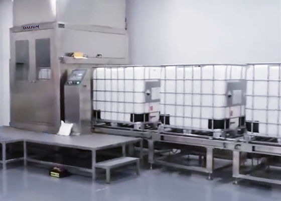 IBC Fully Automatic Liquid Pallet Filling Machine With Long Driven Conveyor