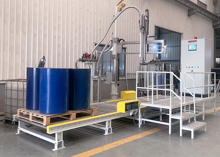 200L IBC Arm Type Semi Auto Pallet Filling Machine With  Driven Conveyor
